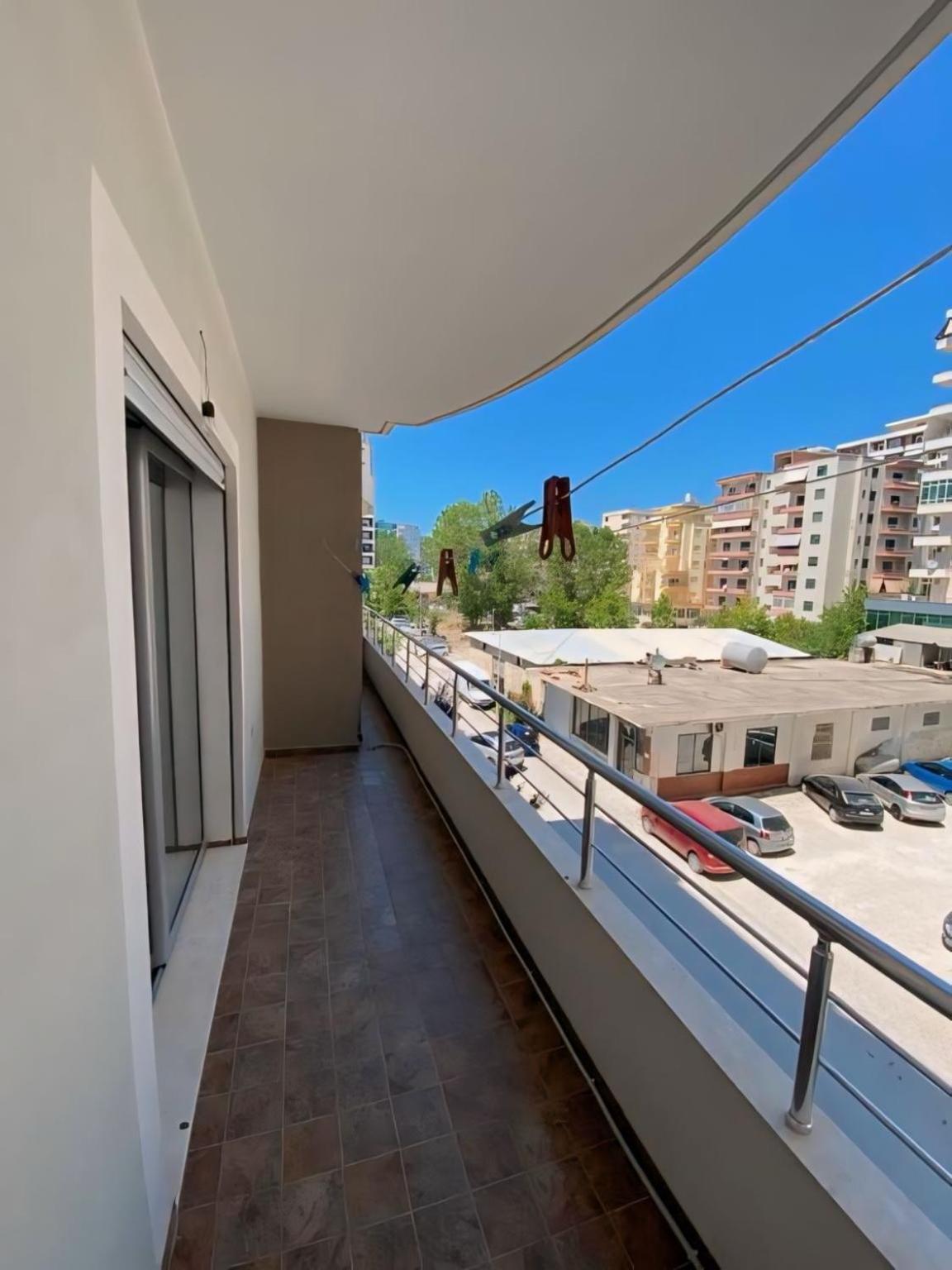Gerald'S Central Apartments Vlore Ruang foto